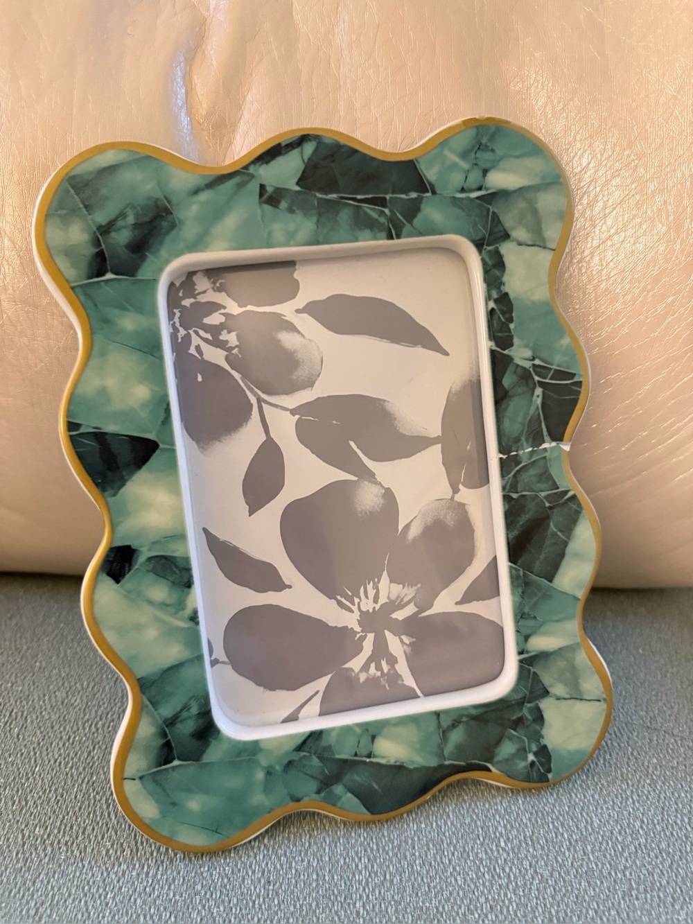 Vintage Green Faux Marble Picture Frame